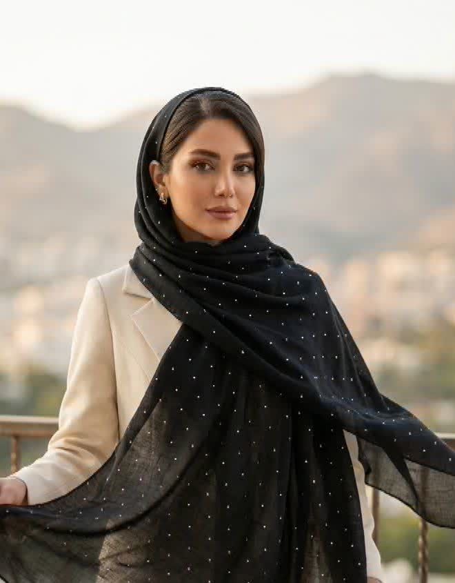 IMG_20260505_101005_316 شال نگین دار نخی تک مشکی - Image 1